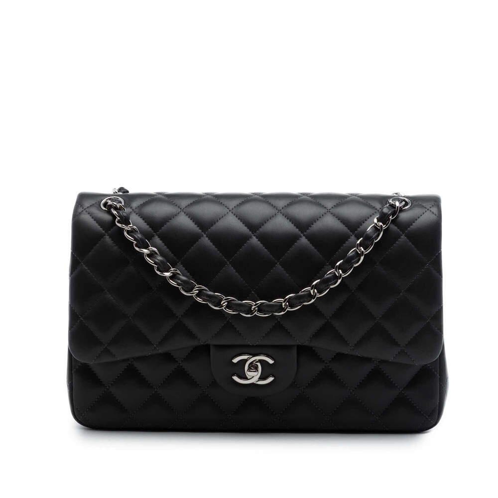 Pre-Loved Chanel Jumbo Classic Lambskin Double Flap
